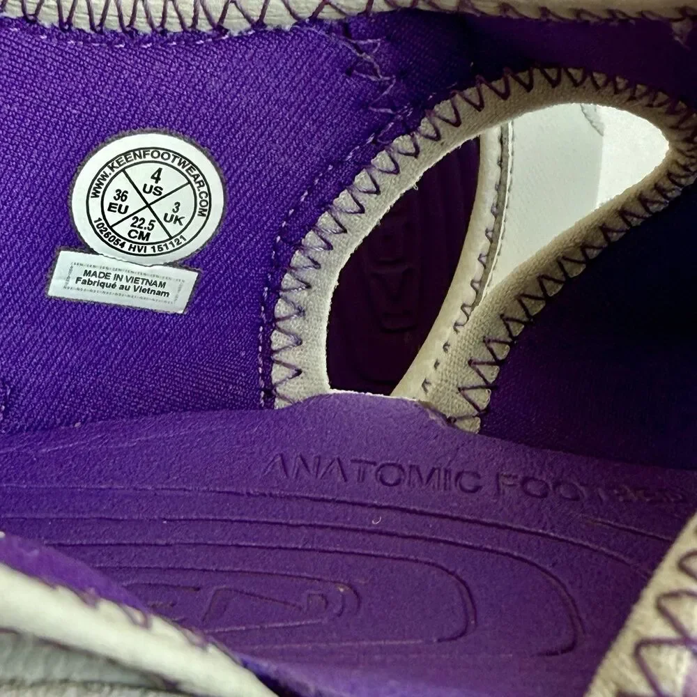 Keen kids stingray